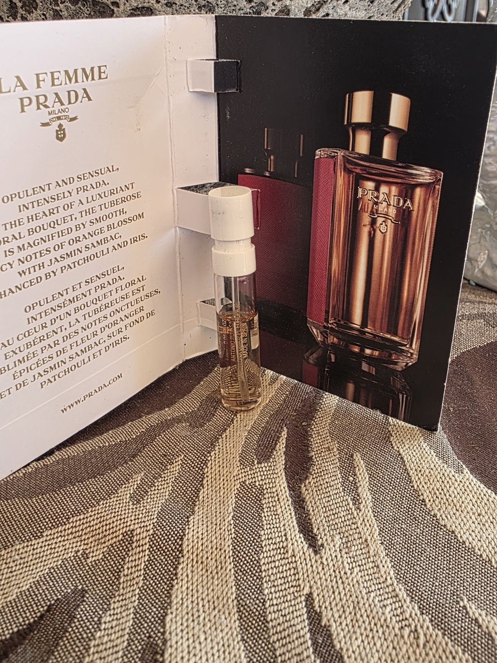 La Femme Intense Prada Sample